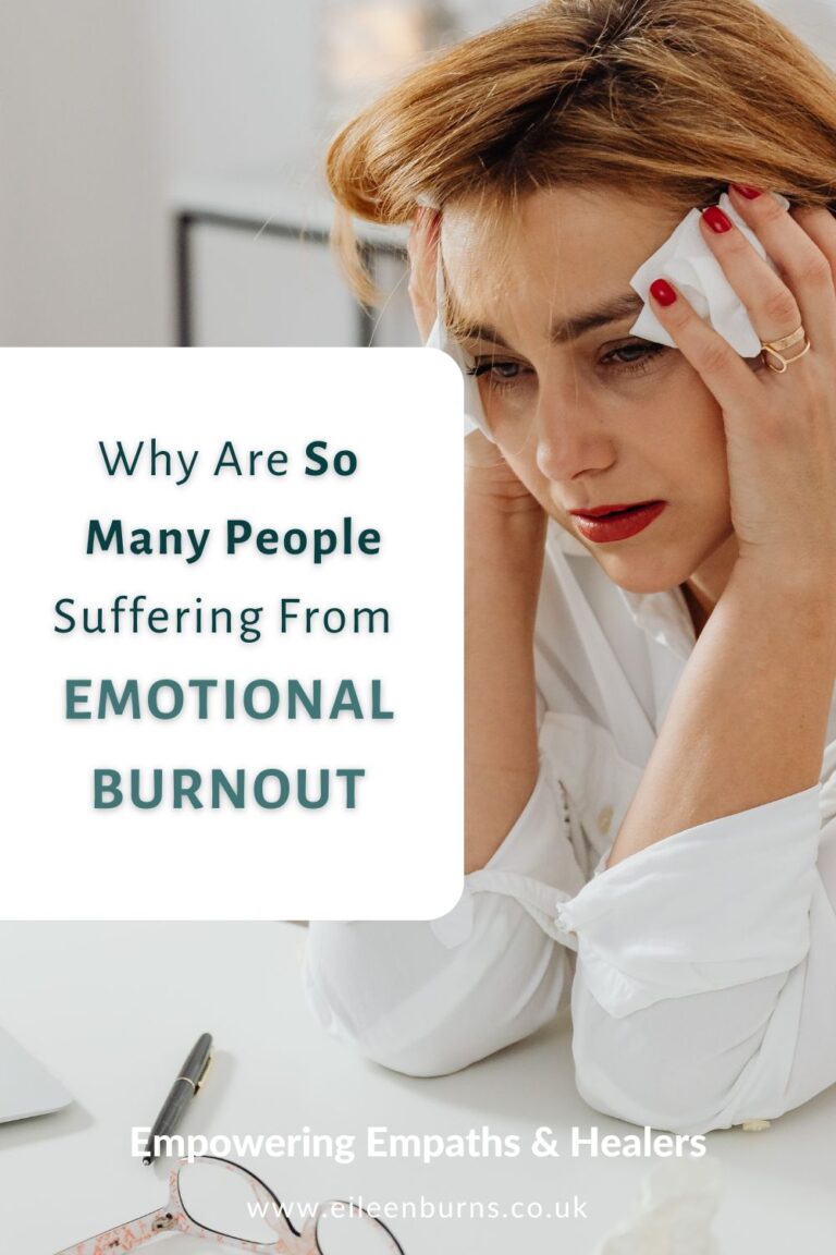 Why Are So Many People Suffering From Emotional Burnout?(01)