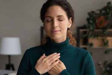 How To Choose Natural Scented Candles For Sensitive People